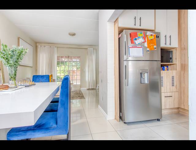 3 BEDROOM DUPLEX TO LET IN RADIOKOP